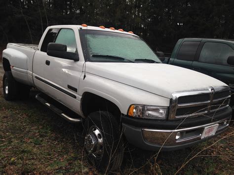 2002 Dodge Ram 3500 4x4 Carrie Quad Cab Long Bed Dually Cummins 24