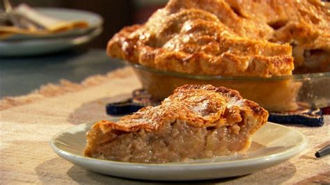 Lucinda S Old Fashioned Apple Pie Recipe Martha Stewart