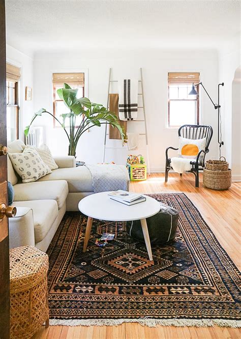 21 Best Vintage Living Room Decor And Design Ideas For 2023