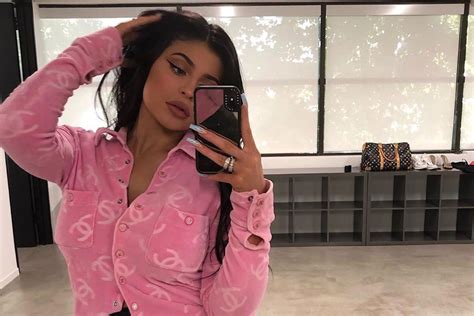 Kylie Jenner Forced To Delete Video From Her Instagram After Outrage