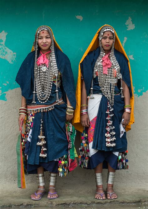 Rana Tharu Women Nepal Photo Jan Møller Hansen Traje Inspo Costume Ethnique British Journal