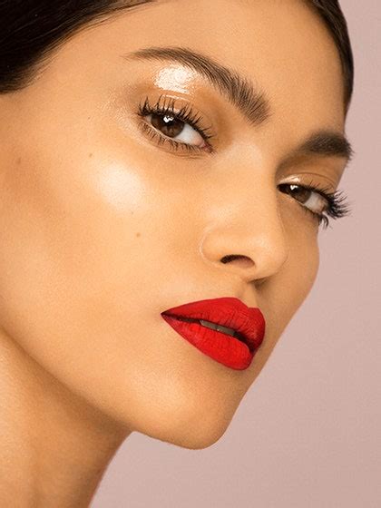 The Best Summer Makeup Trend For Your Zodiac Sign Allure