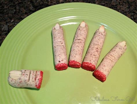 Severed Finger Cookies Finger Cookies Halloween Food Crafts