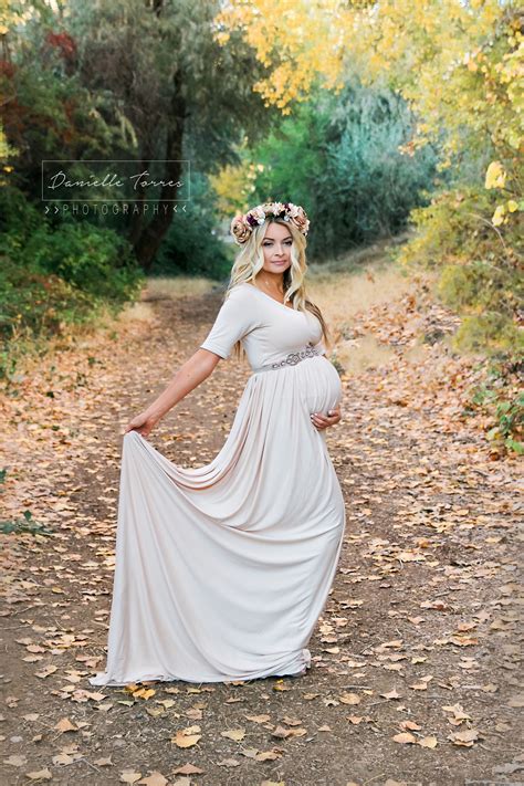 Danielle Torres Photography Romantic Flower Crown Maternity Photo
