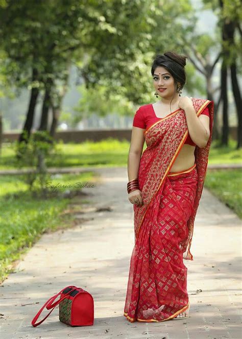 Hot Indian Women In Saree Exclusive And Ultimate Photo Collection