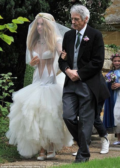A List Of Inappropriate Wedding Dresses Celebrity Wedding Dresses
