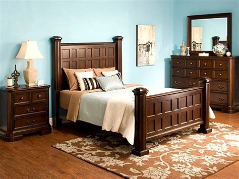 I purchased a living room set with 3 tables before thanksgiving. Overwhelming Hampton Court Pc King Bedroom Set Furniture ...