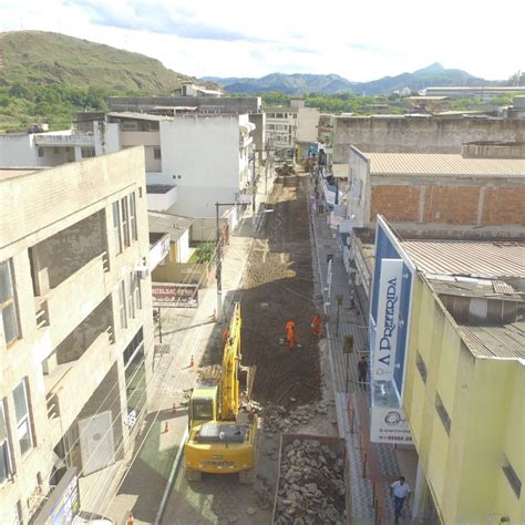 Aguardada Há Décadas Obras De Pavimentação Do Centro De Fabriciano São Iniciadas Jornal