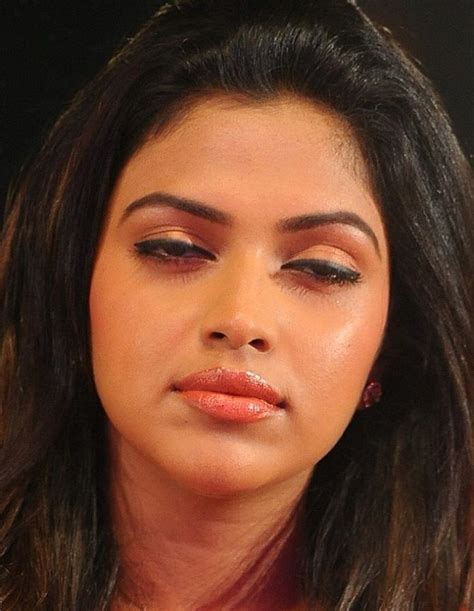 Hot Sexy Facial Expressions Of Indian Actress Kajal Agarwal Sameera