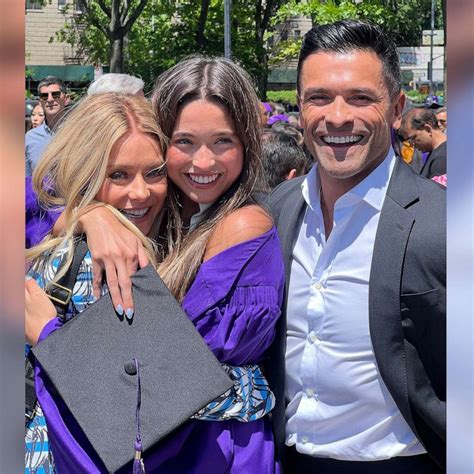 Kelly Ripa Mark Consuelos Celebrate Daughter Lolas College Graduation