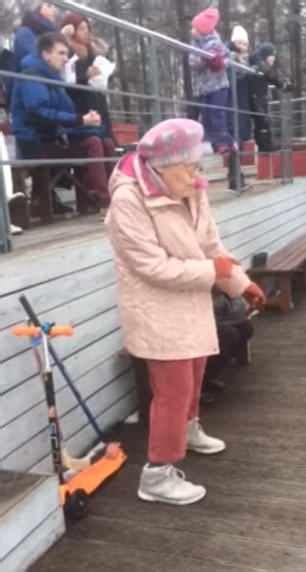 Adorable Grandma Busts Out Some Incredible Dance Moves Dance Moves Dance The Incredibles