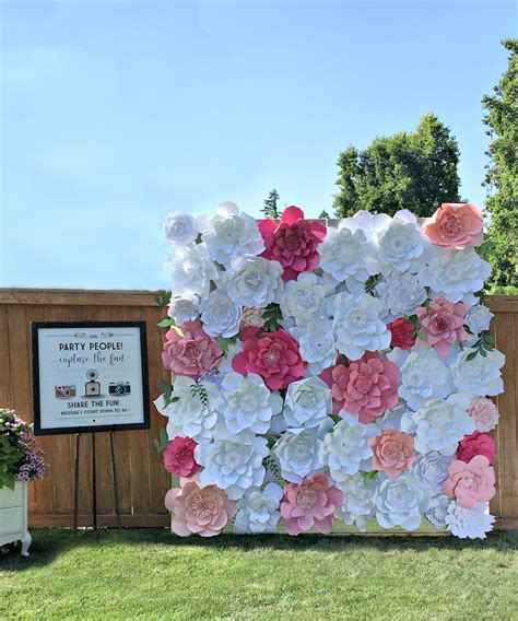Large Paper Flowers For Weddings Wedding Flower Ideas