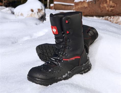 S3 Winter Safety Boots Comfort12 Blackred Strauss