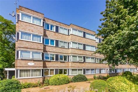 2 Bedroom Apartment For Sale In Queenswood Gardens Wanstead E11