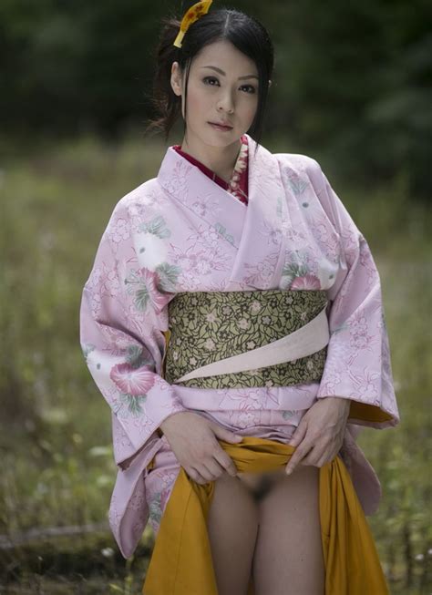 Pictures Showing For Japanese Kimono Nude Photography