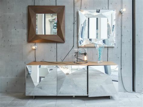 Grosse spiegel im wohnzimmer wohnung wohnzimmer ideen gemutlich. Spiegel im Wohnzimmer - Modelle und schöne Ideen für die ...