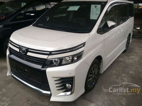 Toyota voxy malaysia interior & review 2021. Toyota Voxy 2014 CVT 1.8 in Selangor Automatic White for ...