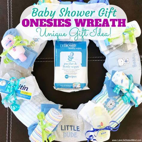 Want something unique but practical and useful for both mommy and child? Onesies Wreath | A Unique Baby Shower Gift Idea