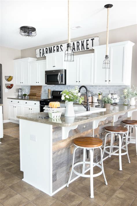 Kitchen Inspiration 10 Farmhouse Kitchens Flooring Inc