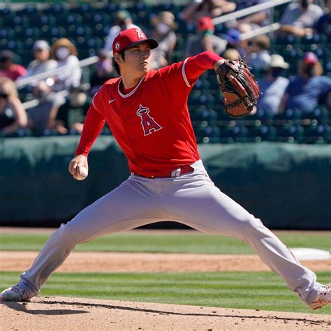Shohei Ohtani Still Wants To Be A Two Way Player Wsj