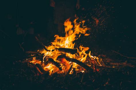 How To Build A Bonfire Blog Firemizer How To Build A Bonfire