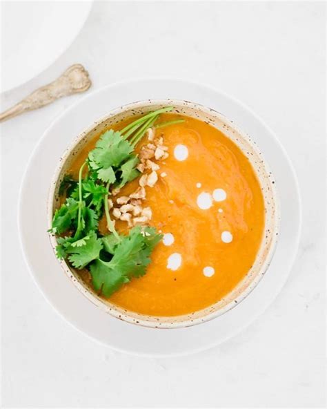 Bringing In All The Sunshine With This Curried Carrot Coconut Soupi