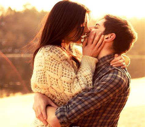 Download Love Couple Passionate Lip To Lip Kiss Romantic Couple