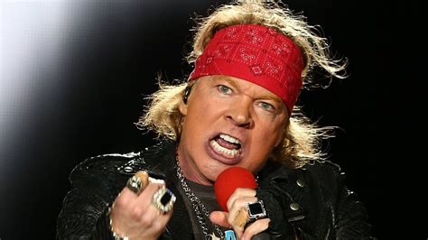 axl rose s body measurements including height weight shoe size hollywood measurement