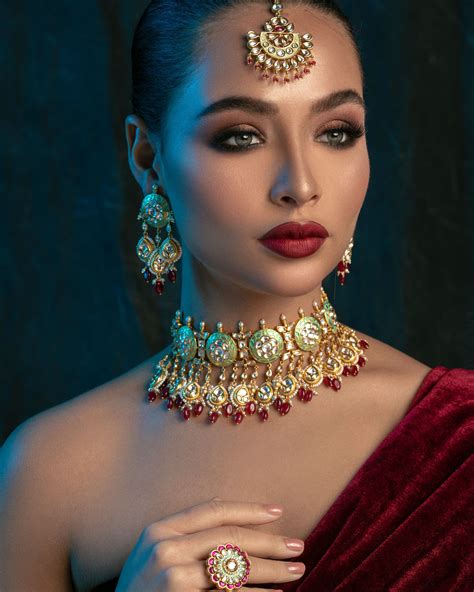 An Expression Of Beauty And Modern Charm Kainoor Jewellery Design