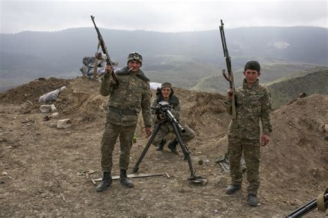 Ποινή φυλάκισης έξι ετών σε 13 αρμένιους στρατιωτικούς. Αρμενία - Αζερμπαϊτζάν πόλεμος: "Θα στηρίξουμε τους ...