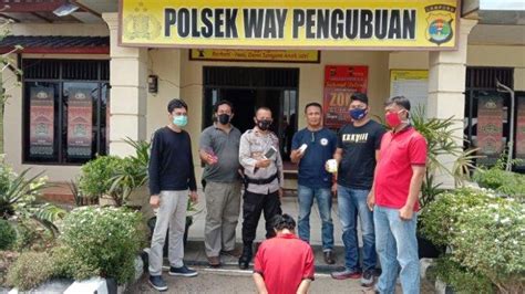 We did not find results for: Setelah Mencuri di Way Pengubuan, Pekerja Pabrik Triplek ...