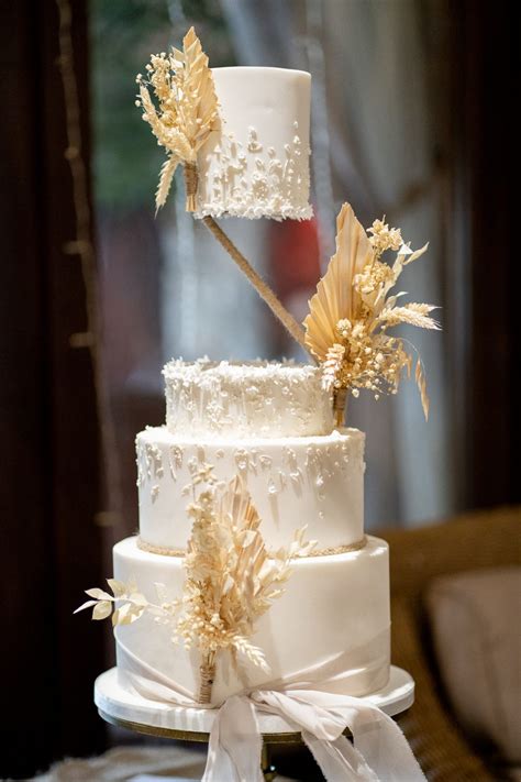 Floating Tier Boho Wedding Cake Mels Amazing Cakes