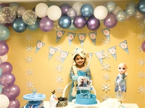 A Simple Frozen Themed Birthday Party Mommylife Happylife