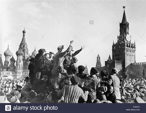 Vor 75 jahren, am 8. UDSSR. Moskau. 9. Mai 1945. Tag des Sieges auf dem Roten ...