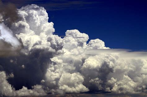 Some Cumulonimbus Clouds from Sunset Peak : Photos, Diagrams & Topos : SummitPost