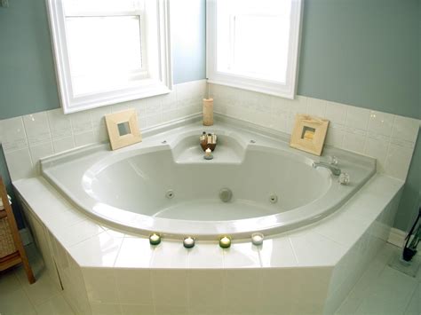 Pedestal whirlpool bathtub by ariel bath. Phoenix Whirlpool Bathtubs | Bathroom Remodel | Home Concepts
