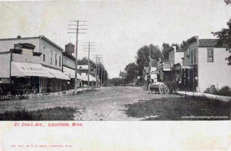 Lindstrom Minnesota St Croix Avenue Vintage Postcard Photo