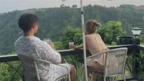 thai onlyfans couple who turned holiday resort into a porn shoot wanted by police thaiger