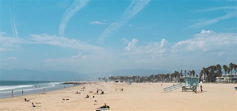 Venice Beach In Los Angeles The World Is Kullin