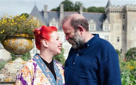 Who Is Dick Strawbridge S Wife Learn All About His Marriage Here