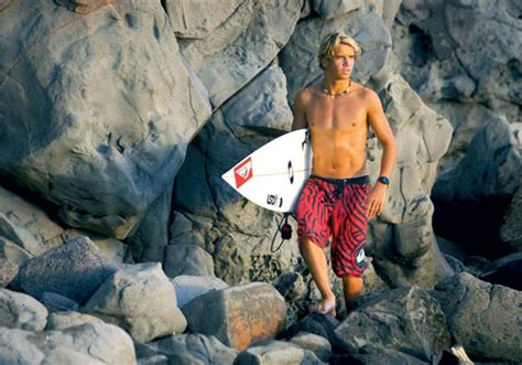 short hair surfer hairstyle julian wilson