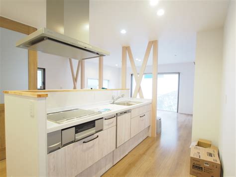 キャラクターやメカ、叫竜などの多彩な設定資料 ・世界設定に基づく美術資料、 イラストボードなどを解説付きで掲載 ・キャストやス オンラインショップ、 amazon、tsutaya records（※一部店舗除く）/tsutaya オンライン ※上限数に達し次第、販売終了となります。 「壁付けI型キッチンからアイランド型キッチンに変更 ...