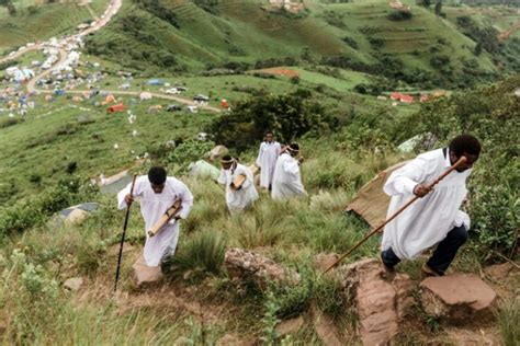 Shembe Church Members Make Annual Pilgrimage To Holy Mountain The Citizen