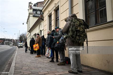 Albertina Nuns Gave Away Warm Tea And Food Packages For Homeless In News Photo Getty Images