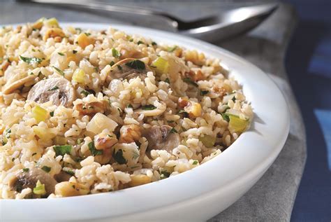 Easy Brown Rice Pilaf With Mushrooms Minute Rice
