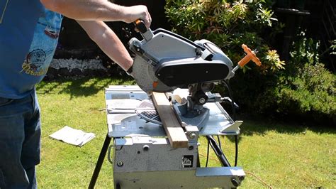 Elu TGS 173 - Working Saw - YouTube