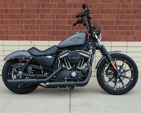 Pre Owned 2017 Harley Davidson Iron 883 In Louisville 426641a