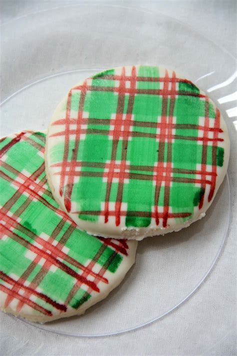 Scottish settlers first came to this area over 150 years ago. Easy to make plaid Christmas sugar cookies - My Mommy Style