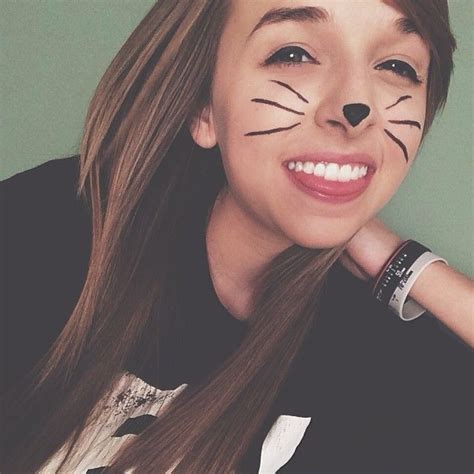 Pin By Sharpay Evans On Fabfive💛 Jennxpenn Zoella Makeup Cute Youtubers