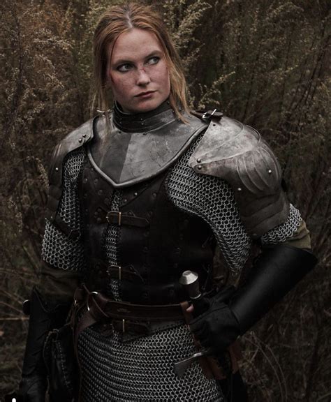 Women In Practical Armor Story Board Fantasy In 2019 Fantasy Armor